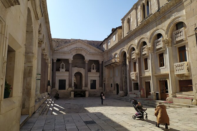 Experience Split With Local Professional Historian - Private - Starting Point at the Golden Gate in Split