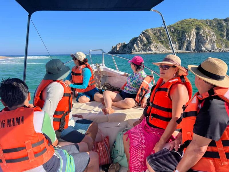 Experience the bays of Huatulco with a visit to Chachacual Beach - Cultural Significance of Bahía Maguey and Its Culinary Delights