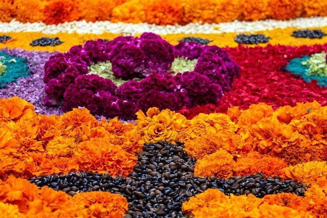 Experience the Day of the Dead Tour in Ocotopec from Mexico City - Included Features and Guide Expertise