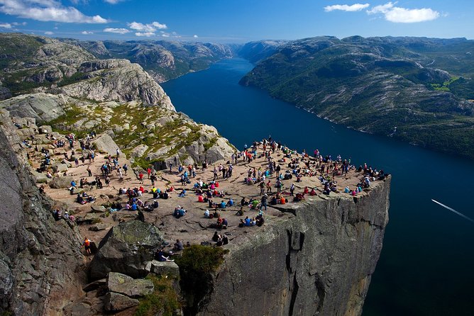 Experience the magnificent Lysefjord, Pulpit Rock. Join-in tour from Stavanger - Experience the Power of Lysefjord and Pulpit Rock