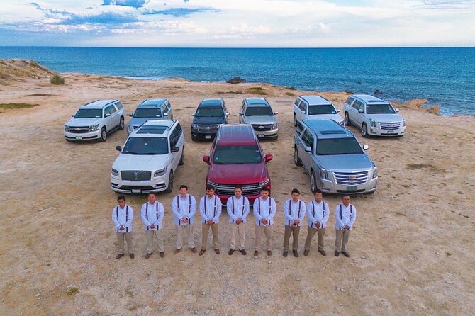 Experience the Travel Experience with Us - Comfortable Private Shuttle from San Jose del Cabo Airport for Up to 10 People