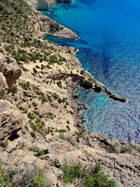 Experience with Discover Ibiza Hikes - What to Bring and Wear for a Smooth Experience