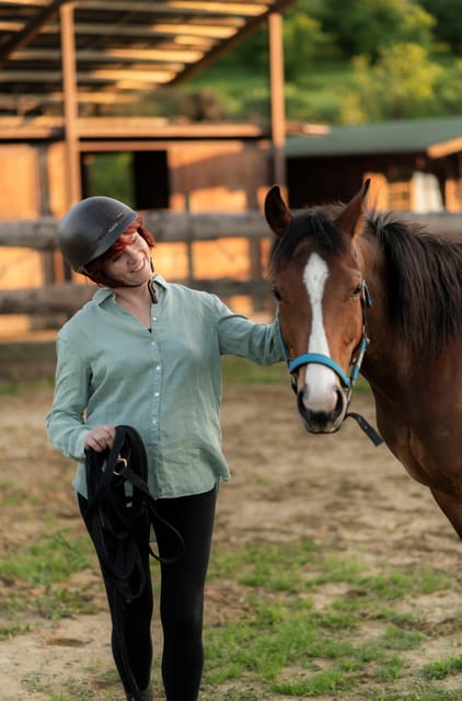 Experiential activity with horses: an experience in connection - Connecting with Horses and Nature in Piedmont