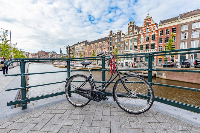 Explore Amsterdam in 90 minutes with a Local - The Royal Palace and City Center Highlights