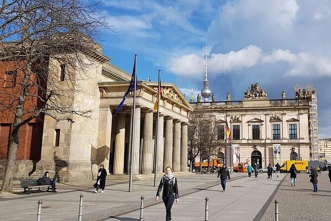 Explore Berlin History and Highlights Sightseeing Tour - Gendarmenmarkt and Bebelplatz – Architectural and Historical Gems