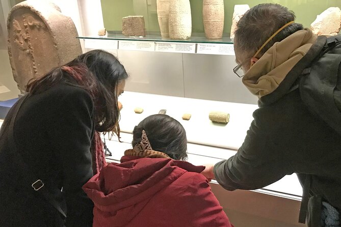 Explore Biblical Artifacts at the British Museum - The Role of the Guide in Connecting Artifacts and Scripture