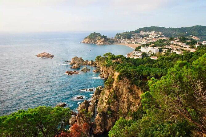 Explore Costa Brava & Tossa de Mar Coastal Trails, Snorkel & Meal - Explore the Stunning Costa Brava and Tossa de Mar with Comfort and Convenience