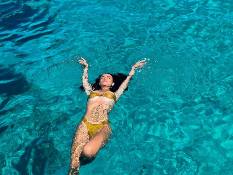 Explore Delos & Rhenia - Onboard Dining with Tasty Lunch and Drinks