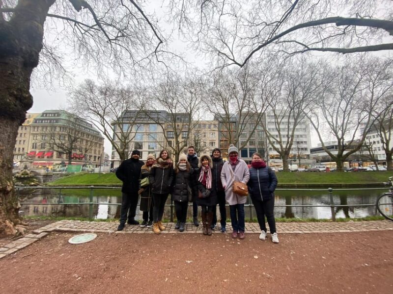 Explore Düsseldorf with Passionate tour guides! - The Passionate Guides and Their Performative Style