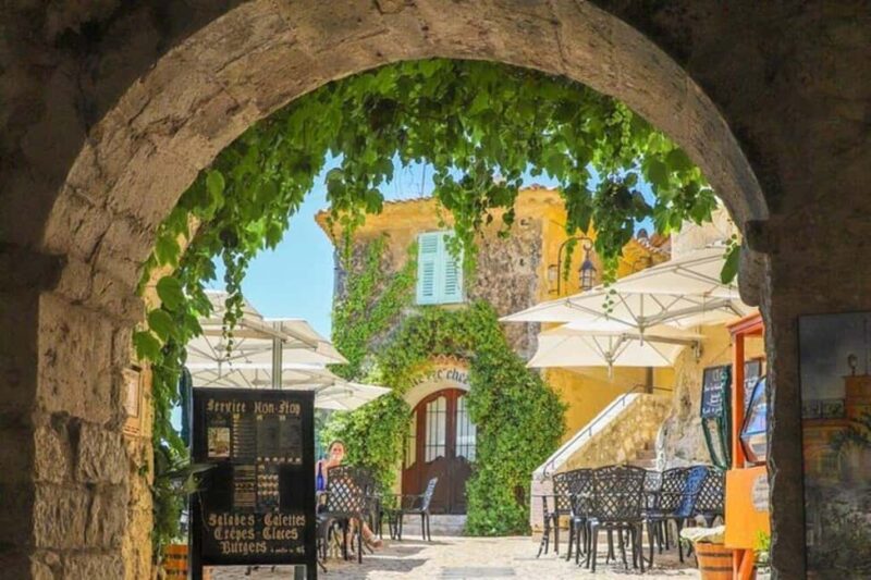 Explore Èze and the Côte dAzur in a Renault Mégane E-Tech" - Relaxing on the Beach in Beaulieu-sur-Mer