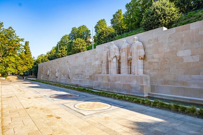 Explore Genevas Art and Culture with a Local - Key Points