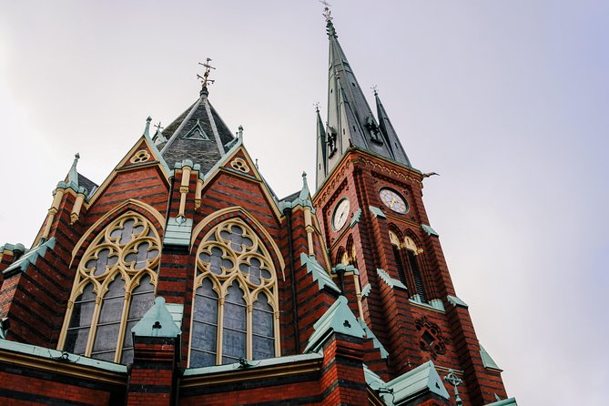 Explore Gothenburg in 60 minutes with a Local - Gustaf Adolfs Torg: The Historic City Square