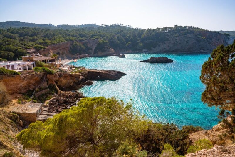 Explore Ibiza's Hidden Coves: No-License Boat Rental - Ibiza’s No-License Boat Rental: What Makes It Special