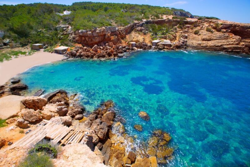 Explore Ibiza's Hidden Coves: No-License Boat Rental - The Practicalities: Booking, Cancellation, and Requirements