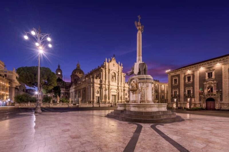 Explore Illuminated Catania on a Private Night Tour - Visiting Piazza Università’s Elegant Night Atmosphere
