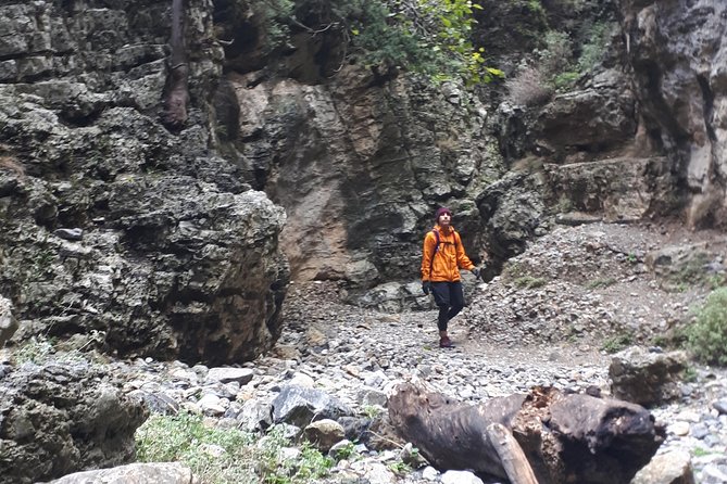 Explore IMBROS GORGE. - The Hike from Sfakia to Komitades
