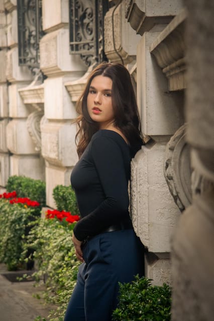 Explore London: Personalised Photoshoot Experience - Iconic Landmarks: Big Ben and the London Eye