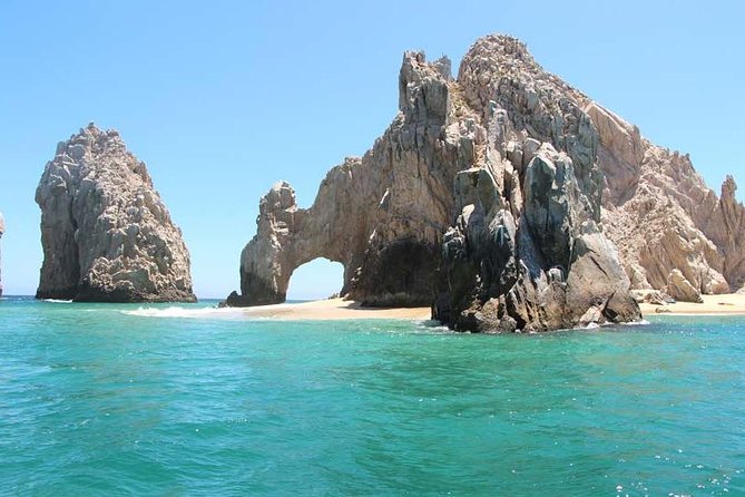Explore Los Cabos City Tour, Glass-Bottom Boat Ride, Lunch and Shopping! - Lunch Options and Dining Experience