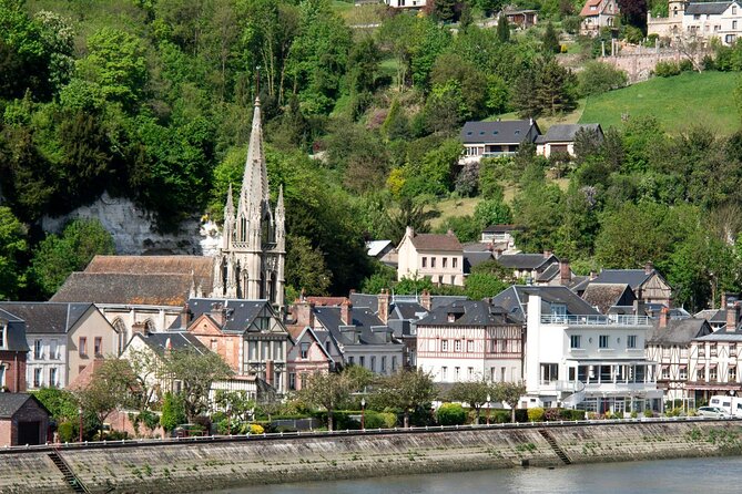 Explore Lourdes in 60 minutes with a Local - Booking and Cancellation Policies