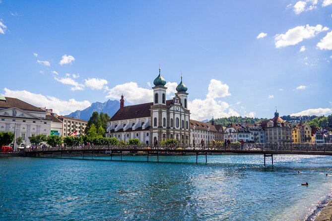 Explore Lucerne in 60 minutes with a Local - Starting Point at Landungsbrücke: Entrance to Lucerne’s Old Town