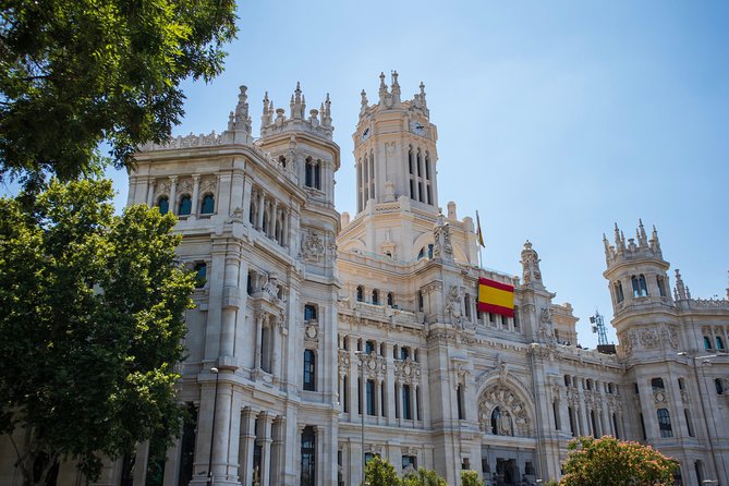 Explore Madrid in 90 minutes with a Local - Explore Madrid in 90 Minutes with a Local Guide: A Practical Introduction to Spain’s Capital