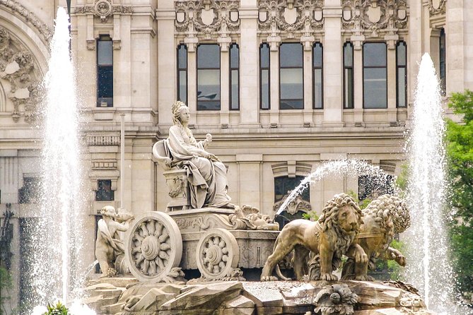 Explore Madrid in 90 minutes with a Local - Starting Point at Plaza de España