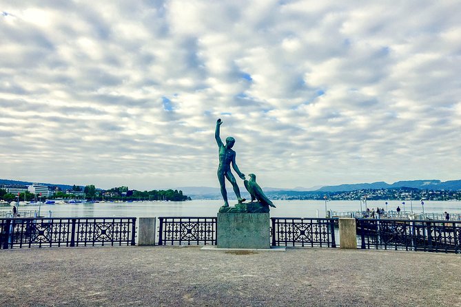 Explore Montreux in 60 minutes with a Local - Experienced Guide and Personal Recommendations