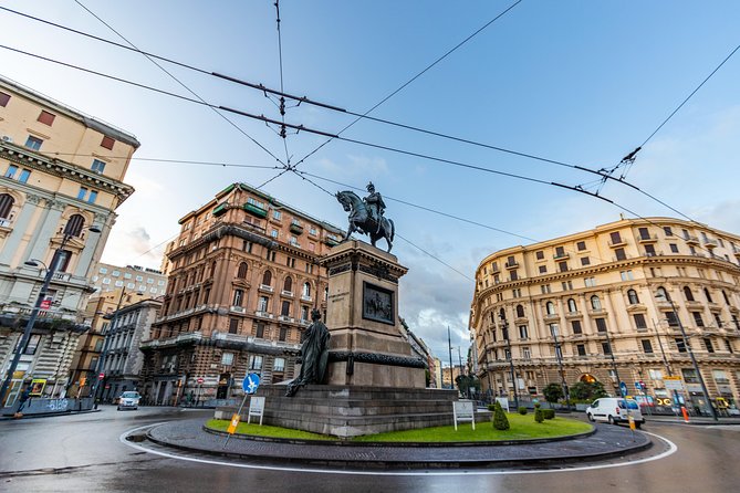 Explore Naples in 60 minutes with a Local - Discovering Naples’ Landmarks in 60 Minutes