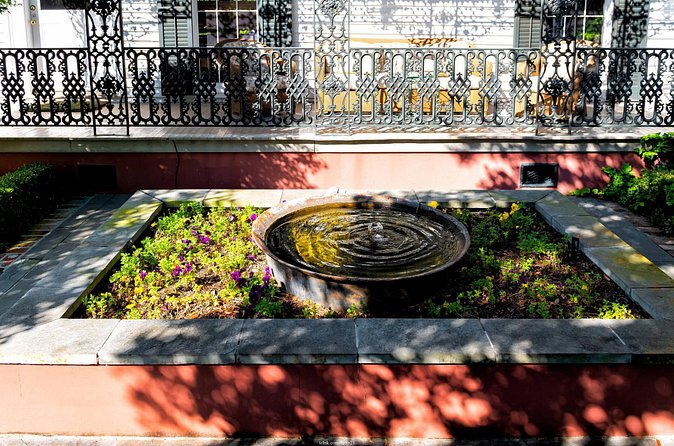 Explore New Orleans' Garden District: Private 2-hour Walking Tour - Passing by the Louise S. McGehee School and Womens Opera Guild