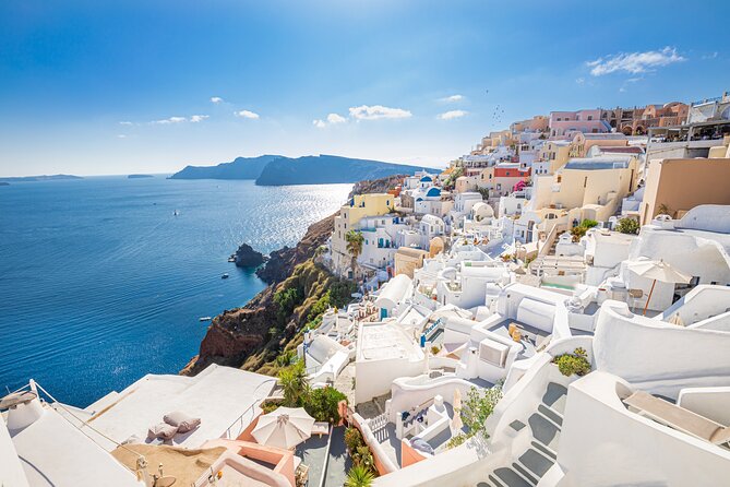 Explore Oia(IA) - Private Guided Tour - Art Galleries and Local Shopping in Oia