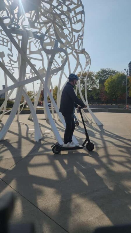 Explore Old-Montreal with easy to use e-scooters - Discover Hidden Corners and Landmarks