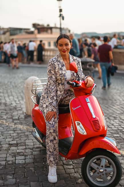 Explore Rome on Vintage Vespa with Tiramisu - Tiramisu Tasting at Piazza Navona