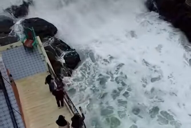 Explore rosarito & cove/ secret places grounded boat - Discovering Playas de Rosarito and the Natural Stone Arch