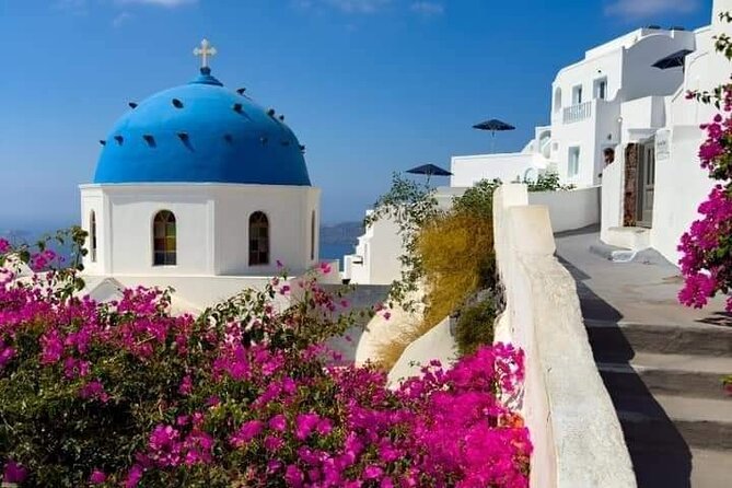 Explore Santorini in 3 hours With a Local Guide - The Convenience of Private Transportation and Modern Amenities