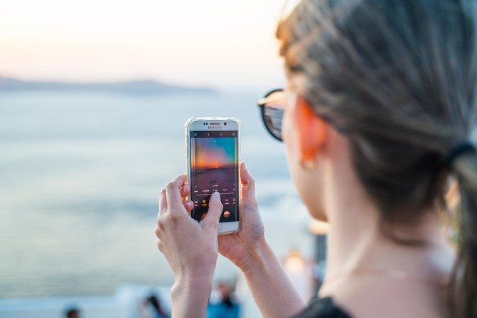 Explore Santorini with a Local - 4 Hours Private Tour - The Guide’s Knowledge and Personal Touch