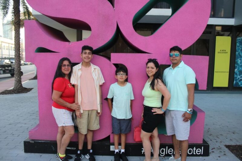 Explore South Beach, Miami : Ultimate Golf Cart Party Tour - Key Points