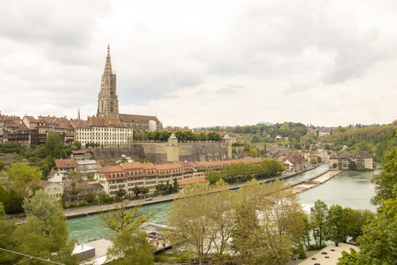 Explore the best guided intro tour of Bern with a Local - Learn About Bern’s Local Traditions and Culture