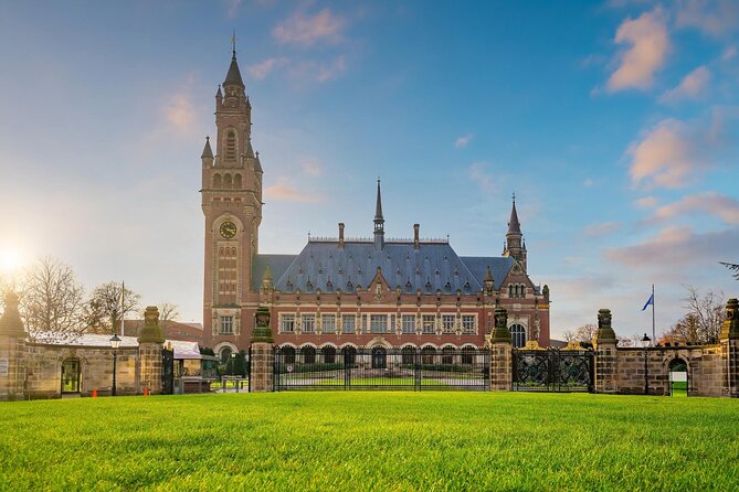 Explore The Hague in 60 minutes with a Local - Starting at Lange Voorhout 74 in The Hague