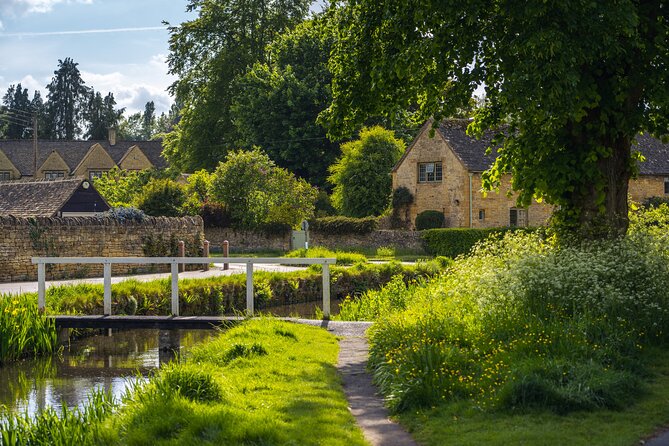 Explore the Hidden Gems of Cotswolds Private Tour - Discovering Snowshill’s Scenic Village Atmosphere