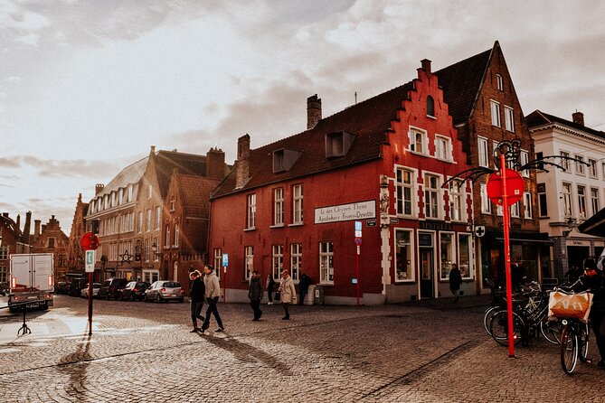 Explore the Instaworthy Spots of Bruges with a Local - Meeting at Oostmeers 38 and End at Windmill The New Parrot