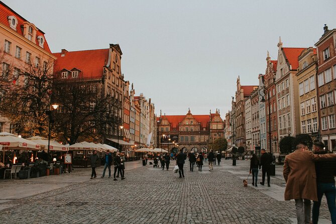 Explore the Instaworthy Spots of Gdansk with a Local - Starting at the Royal Chapel: A Gothic and Baroque Introduction