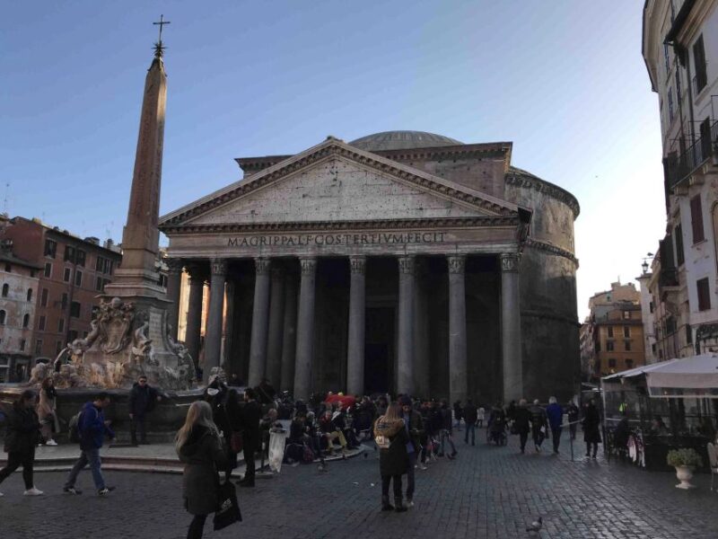 Explore the Pantheon's Dome, Artwork, and Raphael's Tomb - The Practicalities: Timing, Accessibility, and Dress Code