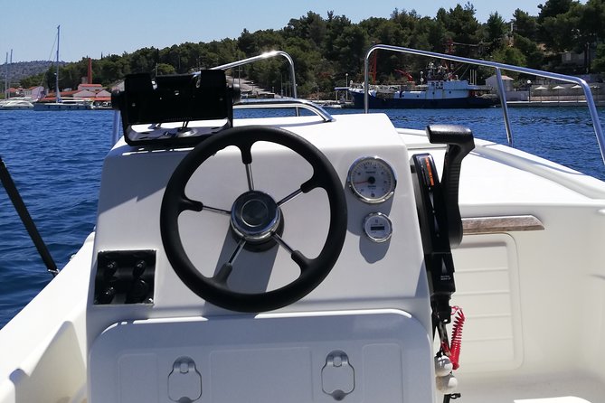 Explore the West coast of the island Brac by BETINA boat - Exploring the Cost-Effectiveness and Value