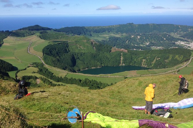 Explore the Wonders of Sete Cidades & West side on a Jeep Tour - The Geothermal Marvel of Ponta da Ferraria