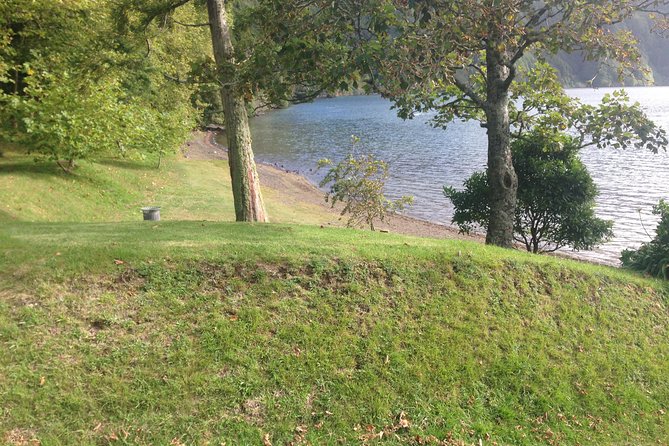 Explore the Wonders of Sete Cidades & West side on a Jeep Tour - In-Depth Visit to Sete Cidades Village