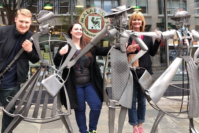 Explore Toronto with a Scavenger Hunt by Operation City Quest - Key Points