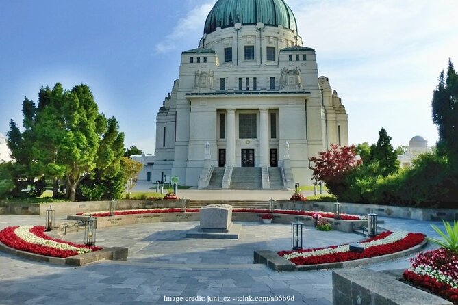 Explore Vienna's Central Cemetery: Private 2.5-hour Guided Tour - Key Points