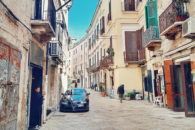 Explore Wonderful Bari: Self-Guided Audio Tour - Discovering Museo Civico Baris Unique Collection