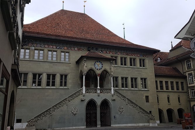Exploring Bern City: Swiss Capital Private Walking Half-Day Tour - Cultural and Academic Highlights: University of Bern