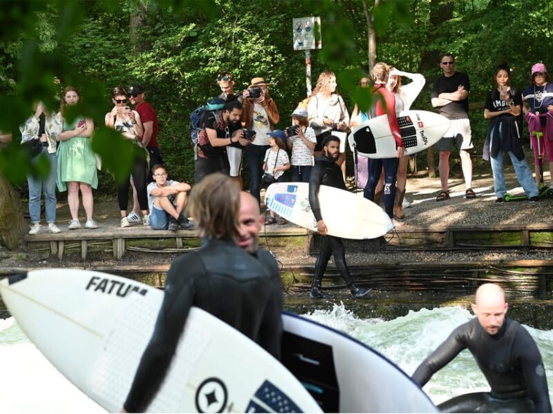 Exploring Munich by Pedicab: Premium Two Hour Tour - Weather and Rescheduling Policies